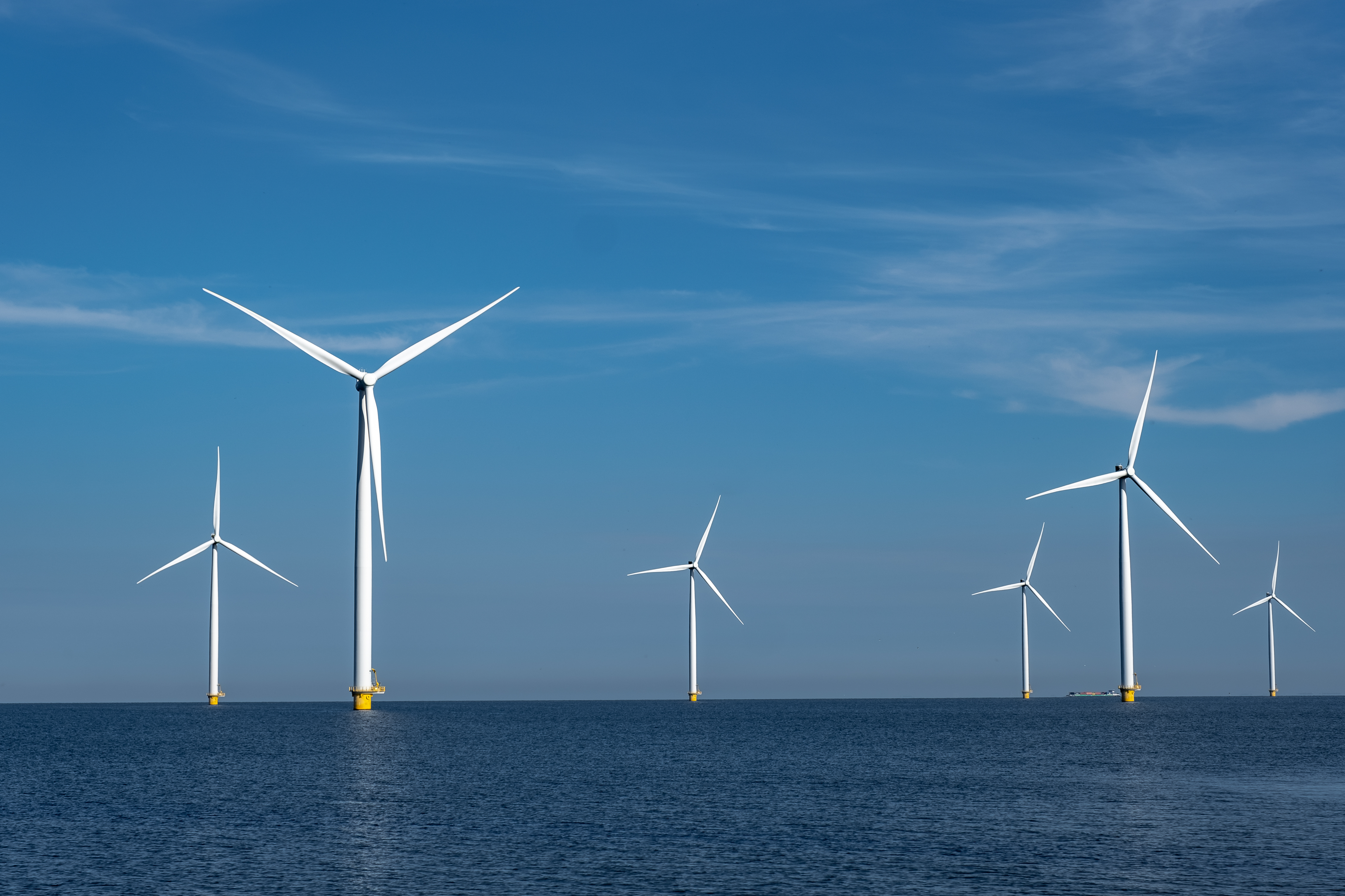 A Flexible Design and Operations Strategy for Wind Farms